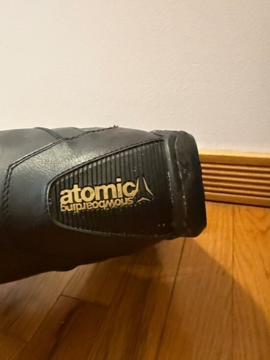 Atomic Snowboard Boots Size US 8 Black With Patterned Design - Mens Snow Gear main image 7